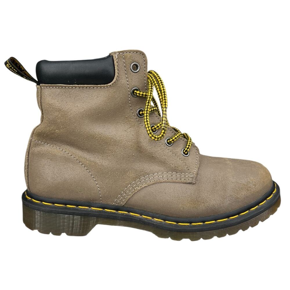 Dr. Martens Women’s Saxon Tan Nubuck Casual Combat Boots Size US 10